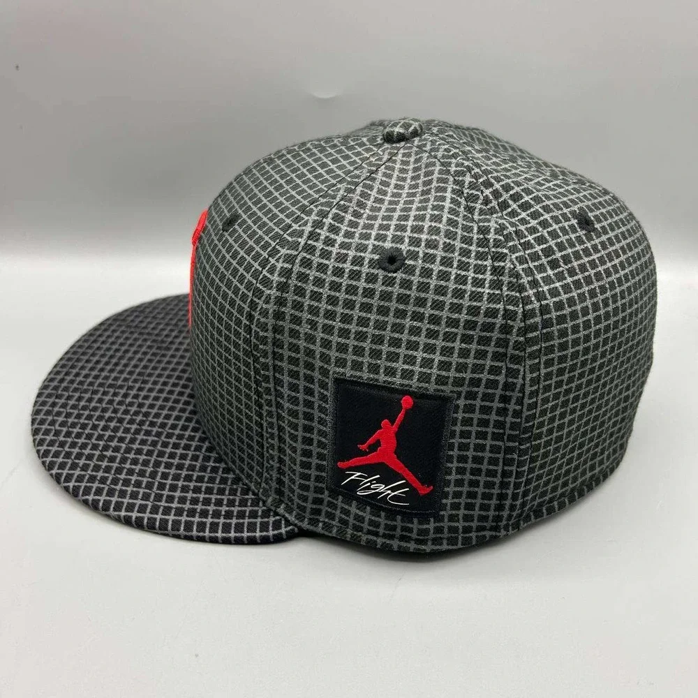 Air Jordan Flight Hat Men 7 Black Embroidered Jumpman Fitted Cap